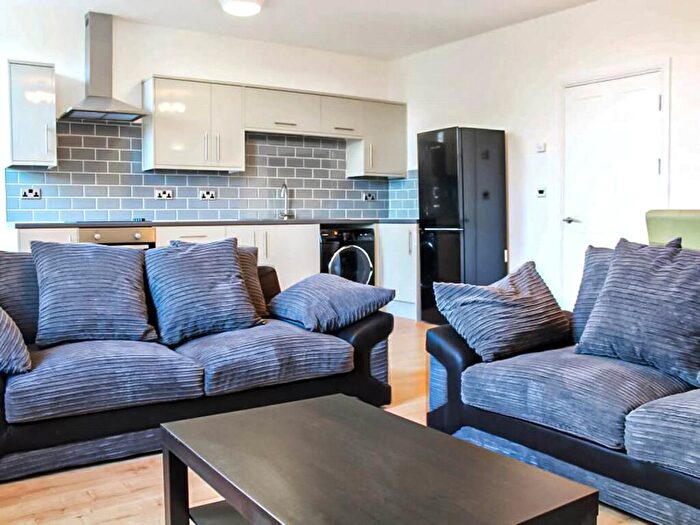 2 Bedroom Apartment To Rent In Apt, East Parade #, HG1