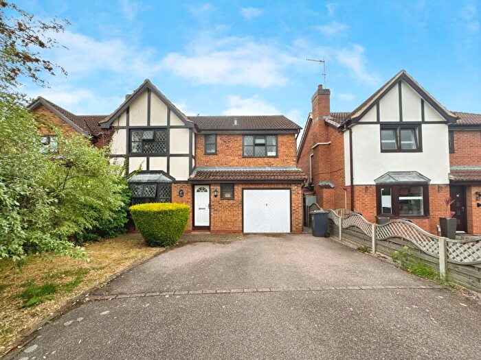 4 Bedroom Detached House To Rent In Elliot Close, Bidford-on-Avon, B50