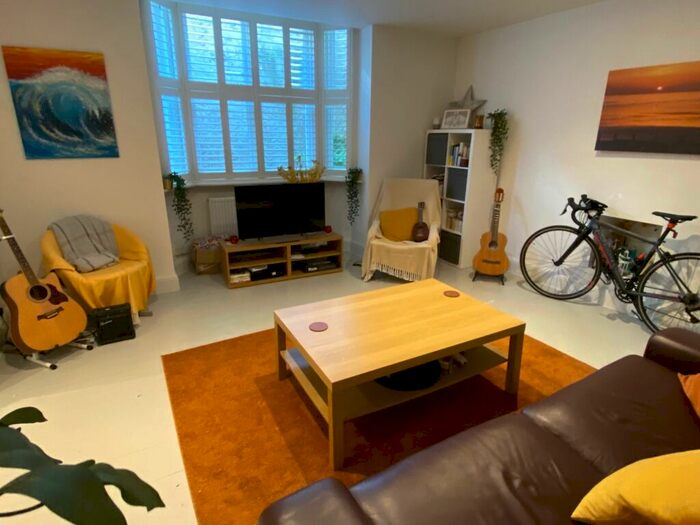 1 Bedroom Apartment To Rent In Chesham Road, Brighton, BN2