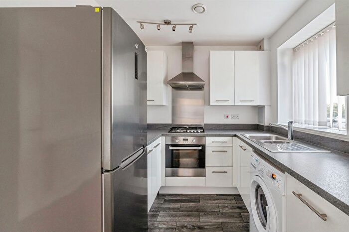 1 Bedroom Flat For Sale In Windstar Drive, South Ockendon, RM15