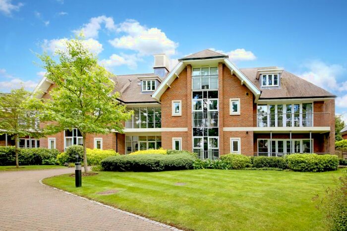 2 Bedroom Apartment To Rent In Station Road, Beaconsfield, HP9