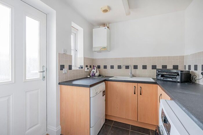 4 Bedroom Detached House For Sale In Victory Avenue, Bradwell, NR31