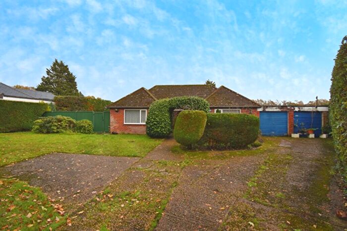 3 Bedroom Detached Bungalow For Sale In Fleet End Road, Warsash, SO31