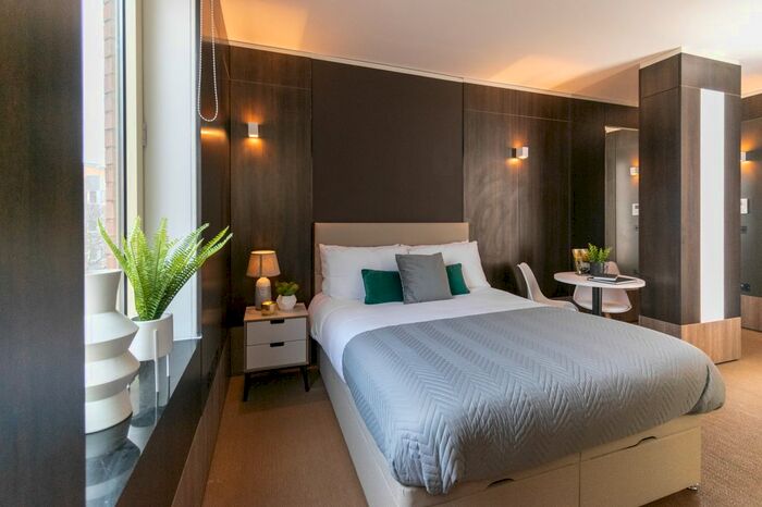 Studio To Rent In Staines Road, Hounslow, TW3