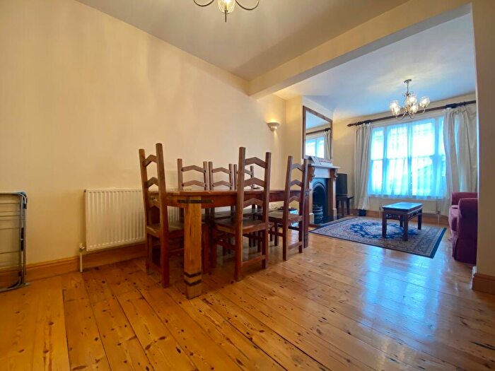 4 Bedroom Terraced House To Rent In Seymour Street, CB1