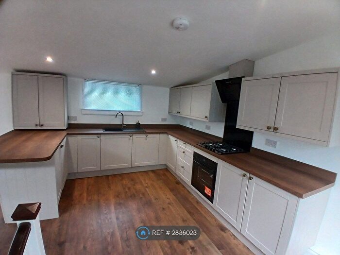 3 Bedroom Terraced House To Rent In Darroch Way, Glasgow, G67