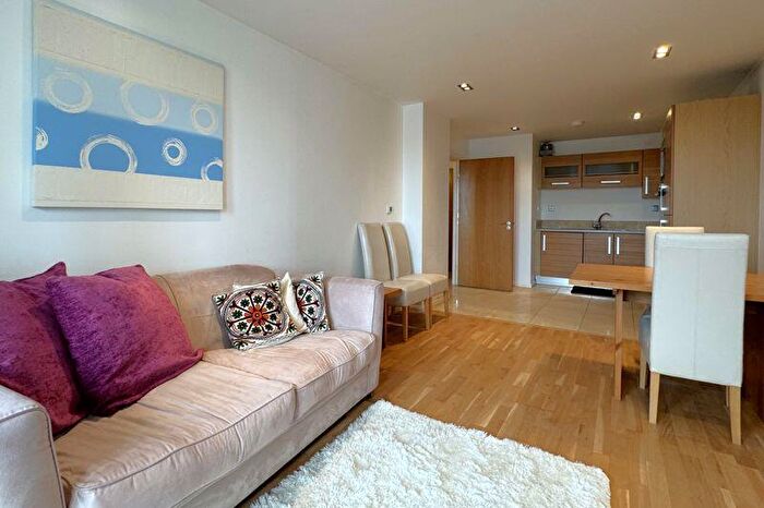 1 Bedroom Flat To Rent In Limeharbour, Crossharbour, E14