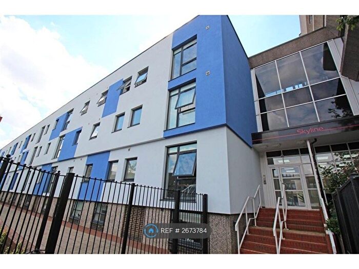 1 Bedroom Flat To Rent In Skyline House, Stevenage, SG1