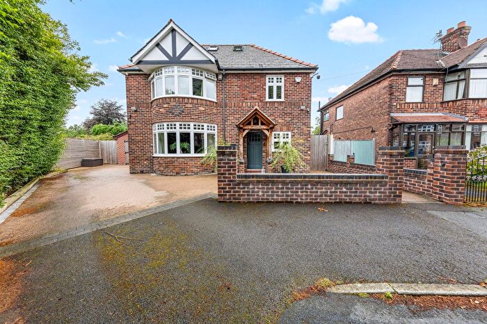 3 Bedroom Detached House For Sale In Greenbank Gardens, Stockton Heath, WA4