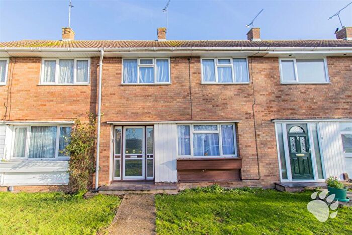 3 Bedroom Terraced House For Sale In Honeypot Lane, Basildon, SS14