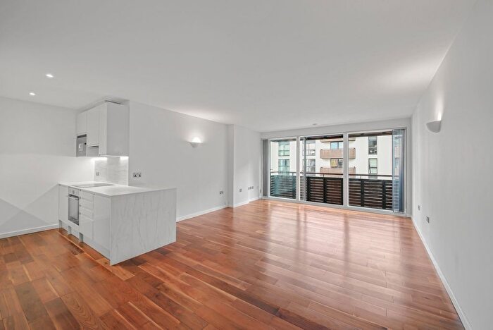 2 Bedroom Flat For Sale In Gainsborough Studios North, Poole Street, N1