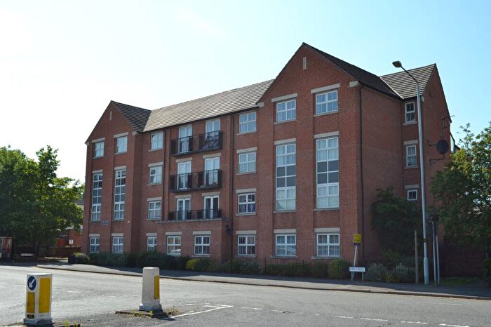 2 Bedroom Flat To Rent In Crown Apartments, Queen Street, Loughborough, LE11