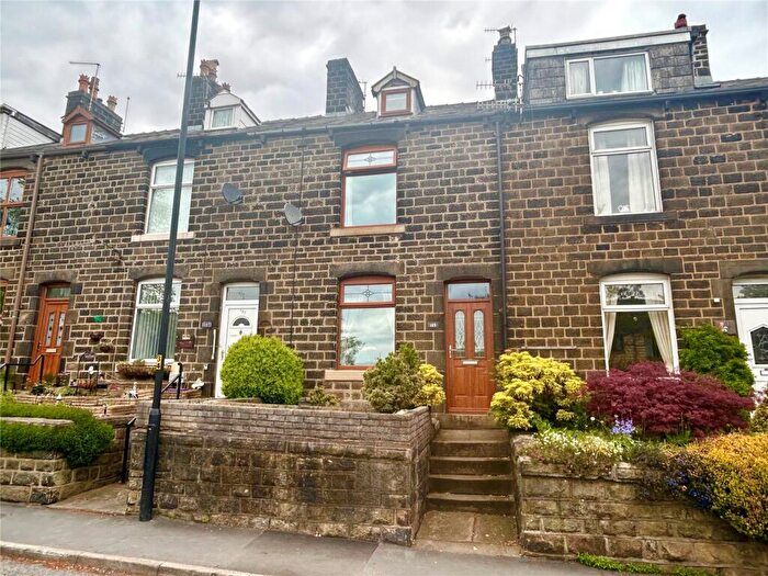 3 Bedroom Terraced House For Sale In Chew Valley Road, Greenfield, Saddleworth, OL3