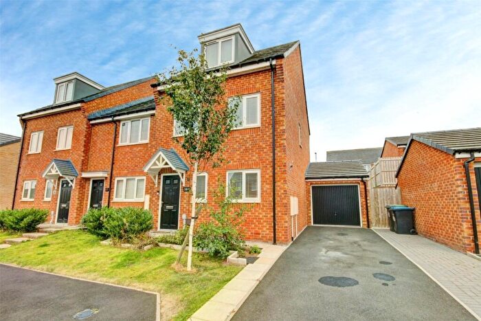 3 Bedroom End Of Terrace House For Sale In Belsay Close, Chester Le Street, County Durham, DH2