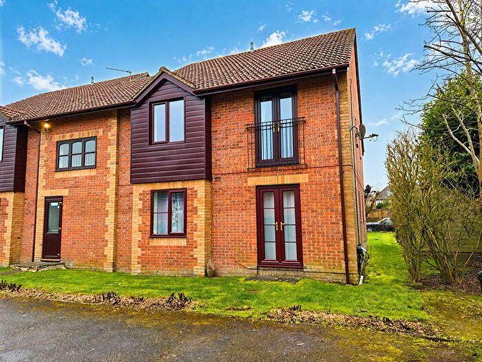 1 Bedroom Flat For Sale In Pound Lane, Shaftesbury, SP7