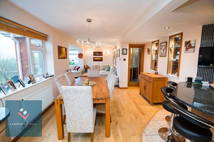 4 Bedroom Detached House For Sale In Springbourne, Frodsham, WA6