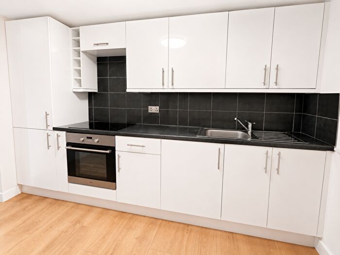 4 Bedroom Flat To Rent In Criterion Mews, London, N19