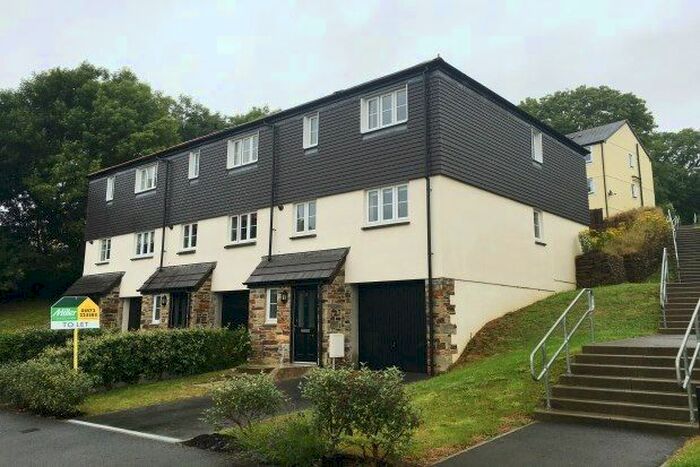 3 Bedroom Property To Rent In Garth Kollwydh, Truro, TR1