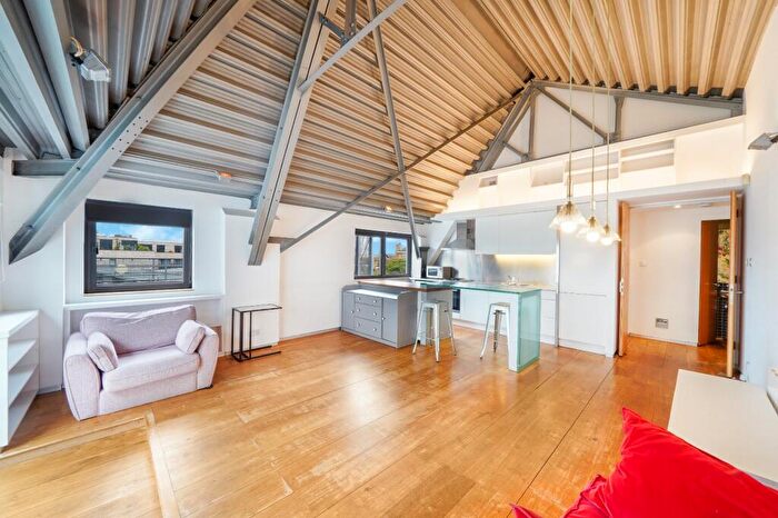 2 Bedroom Flat To Rent In The Old Aeroworks, Hatton Street, NW8