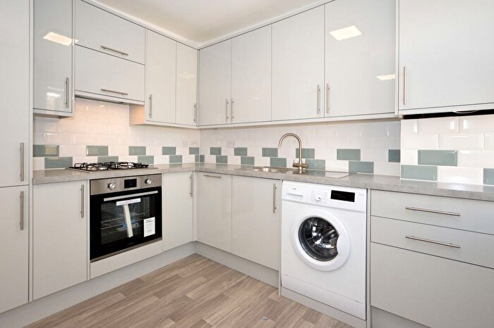 3 Bedroom Terraced House To Rent In Verbena Gardens, London, W6