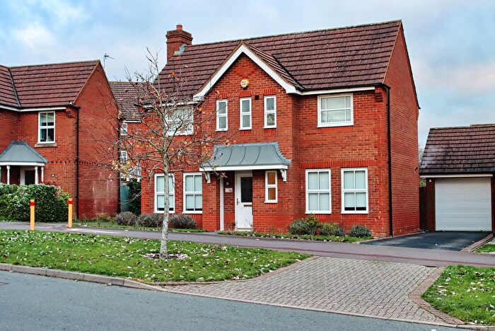 3 Bedroom Detached House To Rent In Portishead Drive, Tattenhoe, Milton Keynes, Buckinghamshire, MK4