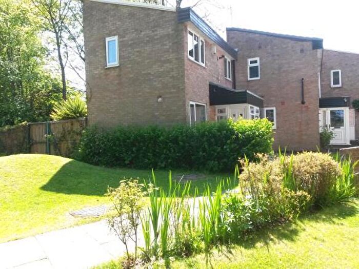 2 Bedroom Terraced House To Rent In West Hill Avenue, Chapel Allerton, Leeds, LS7