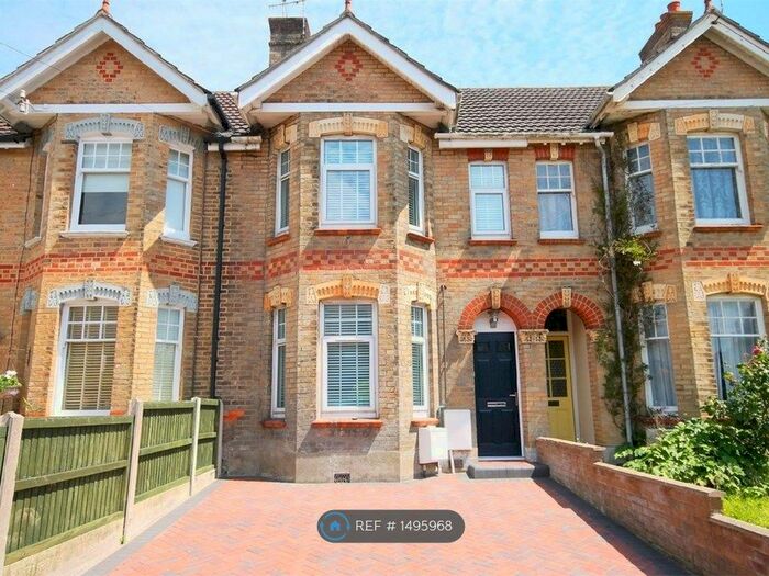 3 Bedroom Terraced House To Rent In Salterns Road, Poole, BH14