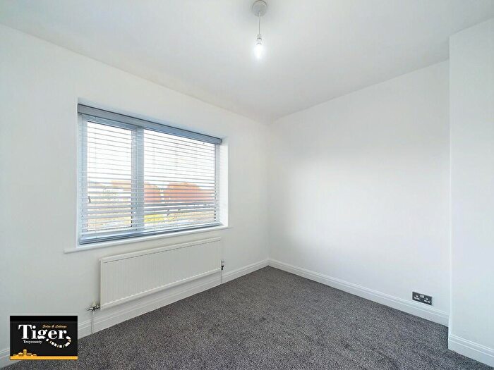 3 Bedroom Semi-Detached House For Sale In Willowbank Avenue, Blackpool, FY4