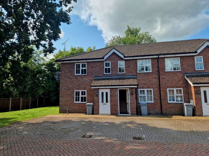 2 Bedroom Flat To Rent In Goodwood Court, Rode Heath, Stoke-On-Trent, ST7