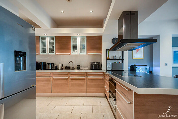 2 Bedroom Apartment For Sale In Wexler Lofts, Carver Street, Jewellery Quarter, B1