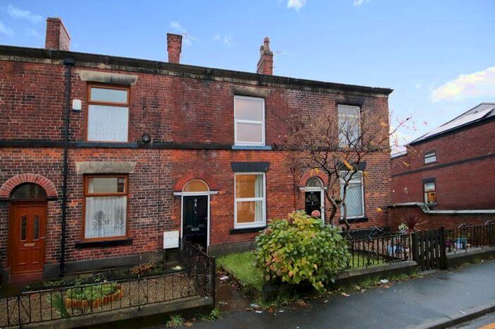 2 Bedroom Terraced House To Rent In Walshaw Road, Bury, BL8