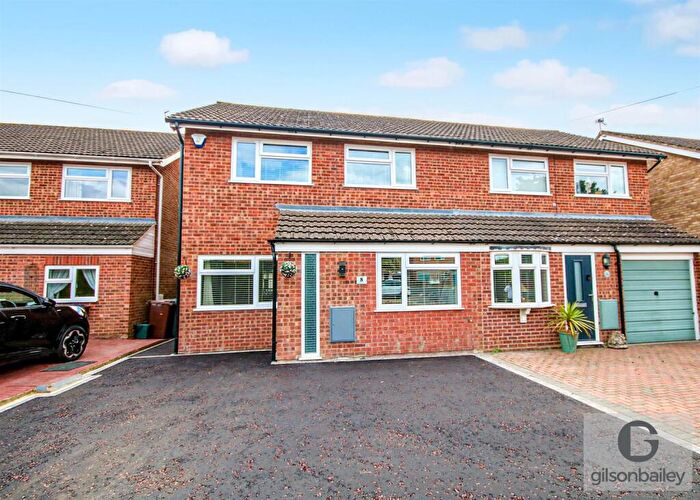 4 Bedroom Semi-Detached House For Sale In Rosa Close, Spixworth, NR10