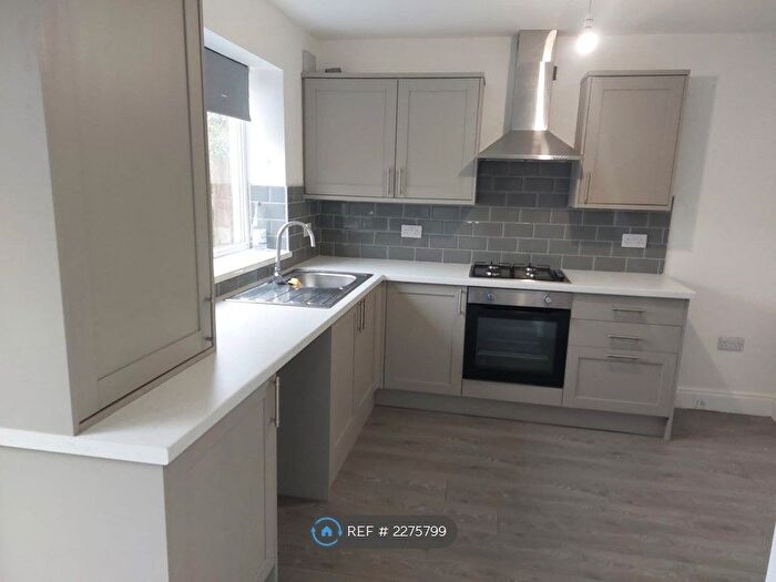 3 Bedroom Semi-Detached House To Rent In Newbold Avenue, Sunderland, SR5