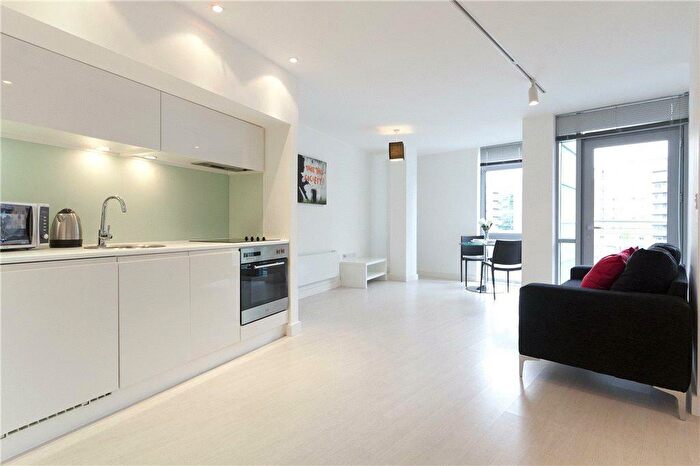 1 Bedroom Flat To Rent In Manor Mills, Ingram Street, Leeds, West Yorkshire, LS11