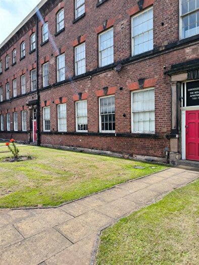 2 Bedroom Flat To Rent In Oakhouse Park, Walton, Walton, L9