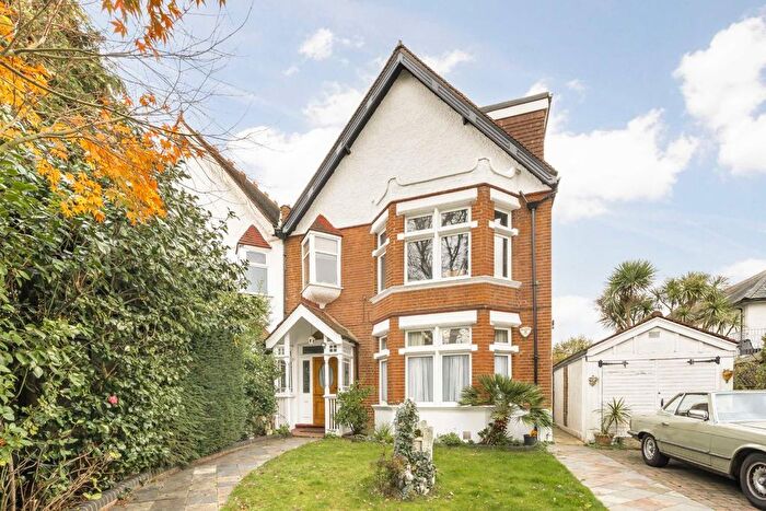 1 Bedroom Flat To Rent In Sutherland Road, West Ealing, W13