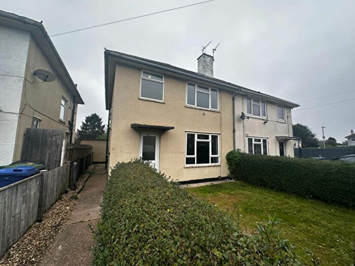 3 Bedroom Semi-Detached House To Rent In Sutcliffe Avenue, Grimsby, DN33