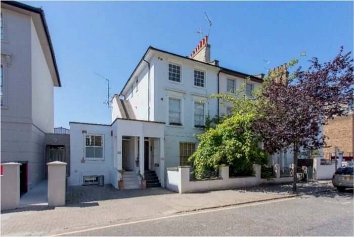 1 Bedroom Apartment To Rent In Oval Road, Camden, NW1