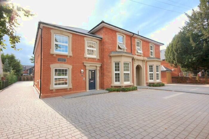 1 Bedroom Apartment To Rent In Brownlow Road, Reading, RG1