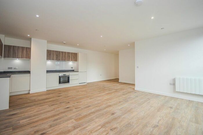 1 Bedroom Flat To Rent In North Star, Town Centre, Swindon, SN2