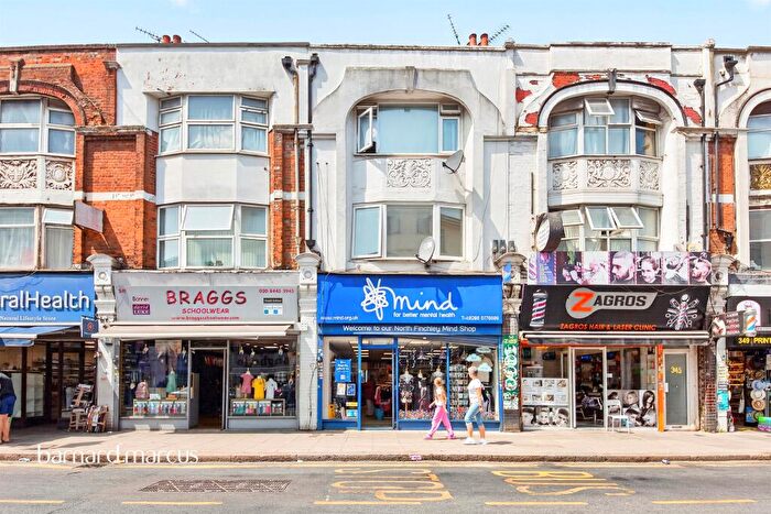 2 Bedroom Flat For Sale In Ballards Lane, London, N12