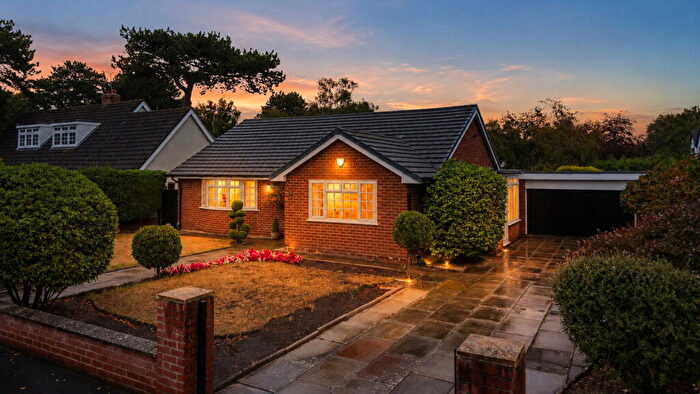 3 Bedroom Detached Bungalow For Sale In Firs Crescent, Formby, L37