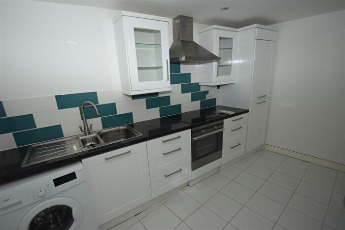 Studio To Rent In Dame Alice Street Bedford, MK40