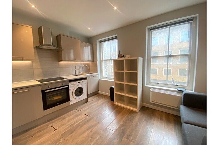1 Bedroom Flat To Rent In Kennington Lane, Vauxhall, Vauxhall, SE11