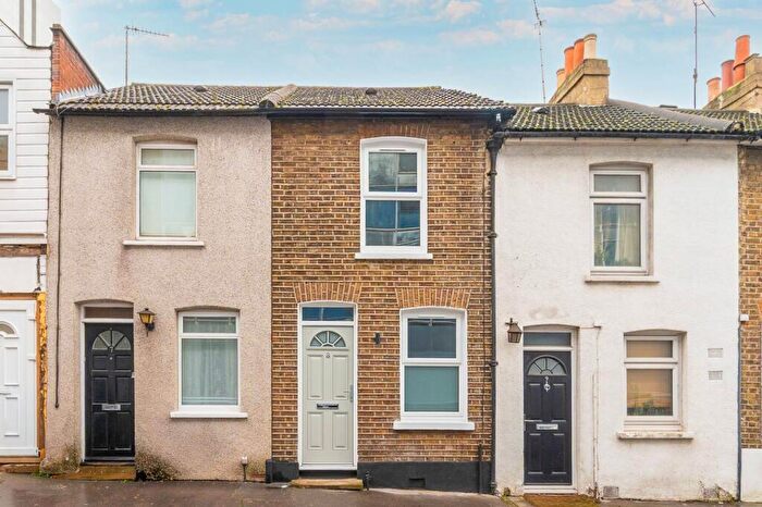 2 Bedroom End Of Terrace House To Rent In Laud Street, Central Croydon, Croydon, CR0