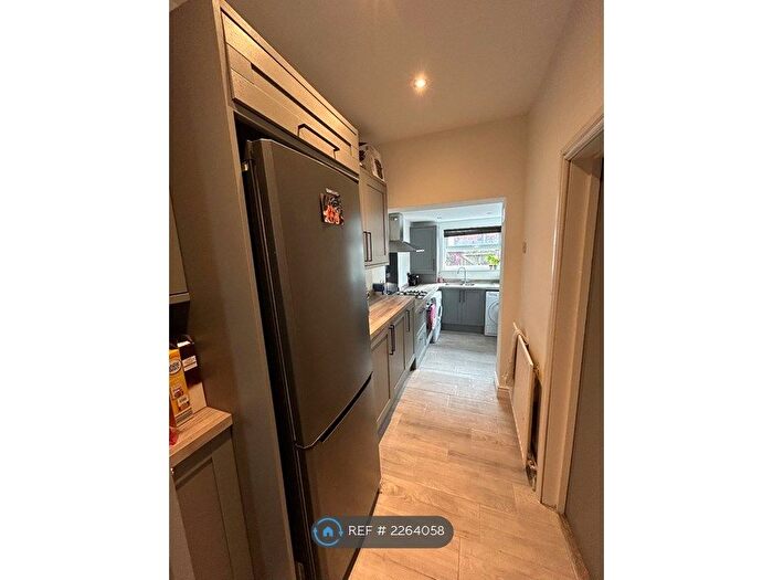 4 Bedroom End Of Terrace House To Rent In Worthing Street, Manchester, M14