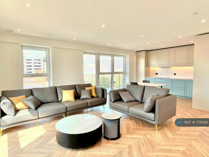 2 Bedroom Flat To Rent In Manners House, Kingston Upon Thames, KT1