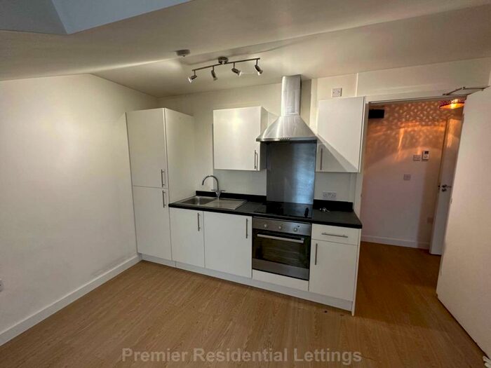 1 Bedroom Apartment To Rent In Stand Lane, Radcliffe, M26