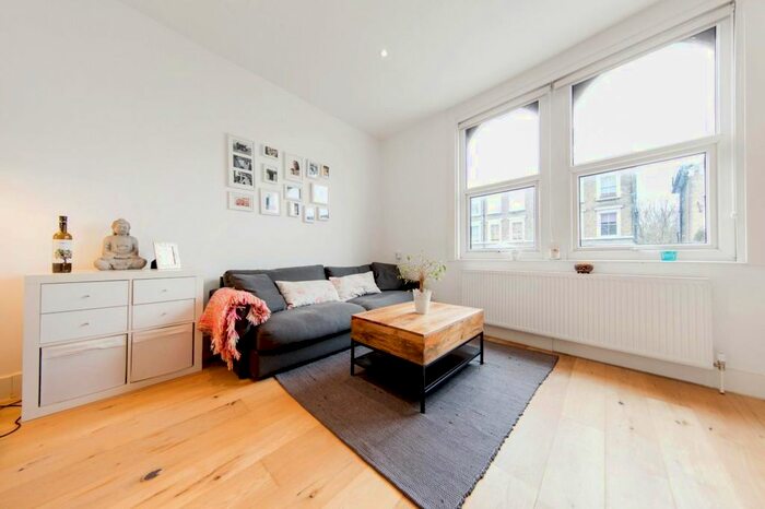 1 Bedroom Flat To Rent In Acre Lane, SW2