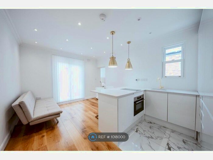 1 Bedroom Flat To Rent In Westbere Road, London, NW2